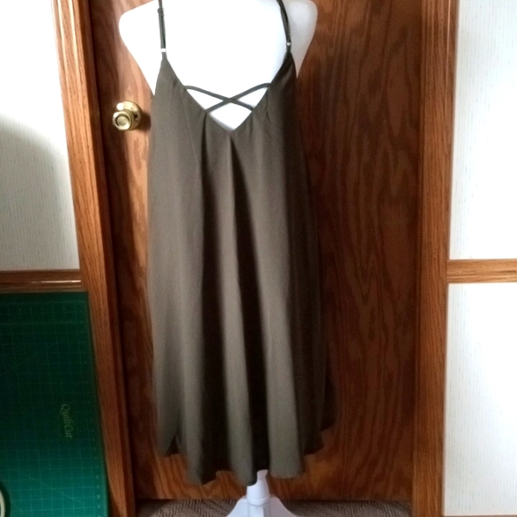 Summer, beachy, party's, career - Picture 2 of 5